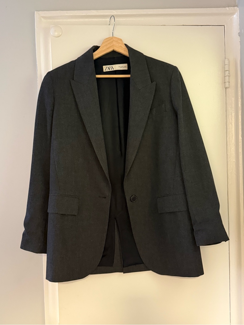 ZARA Charcoal Gray Single-Button Blazer